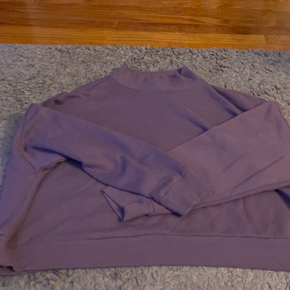 Cropped sweater turtle neck